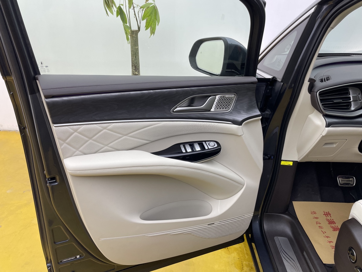 Denza D9 2024 изображение автомобиля #3