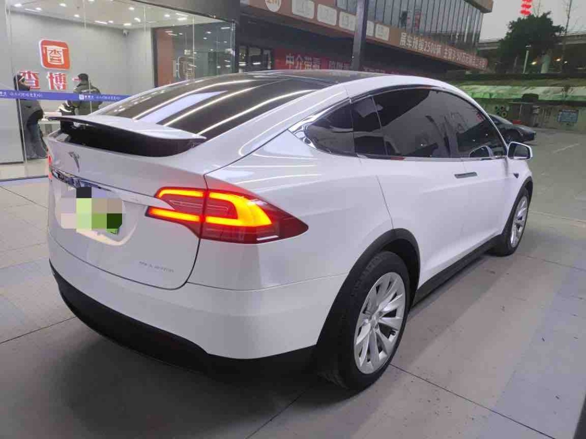 特斯拉 Model X 2021 汽车图片 #3