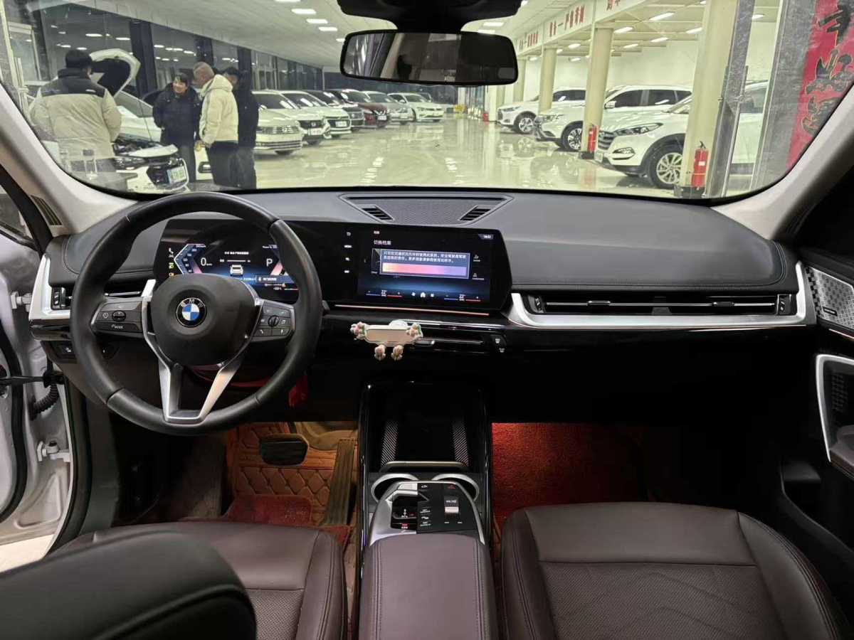 BMW X1 2024 car image #3