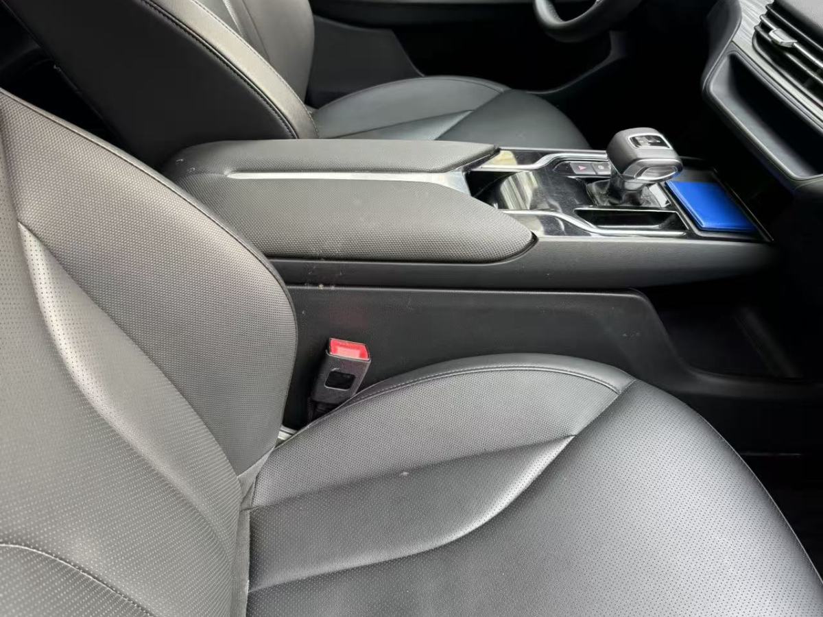 HongQi E-QM5 2024 immagine di auto #3