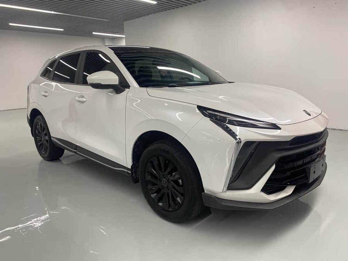 Forthing T5 EVO 2024 #3 Forthing T5 EVO 2024 immagine di auto #3