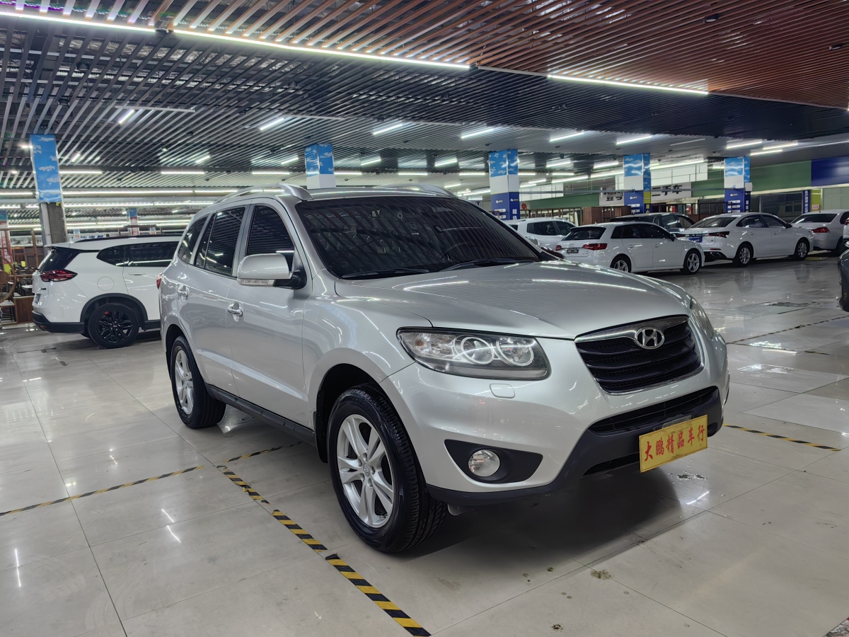 Hyundai Santa Fe Classic 2010 #3 Hyundai Santa Fe Classic 2010 car image #3
