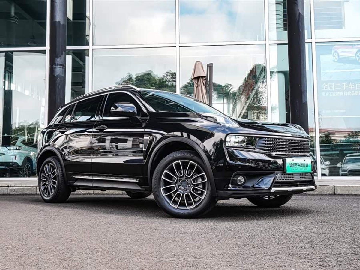 Lynk & Co 01 EM-P 2020 car image #3