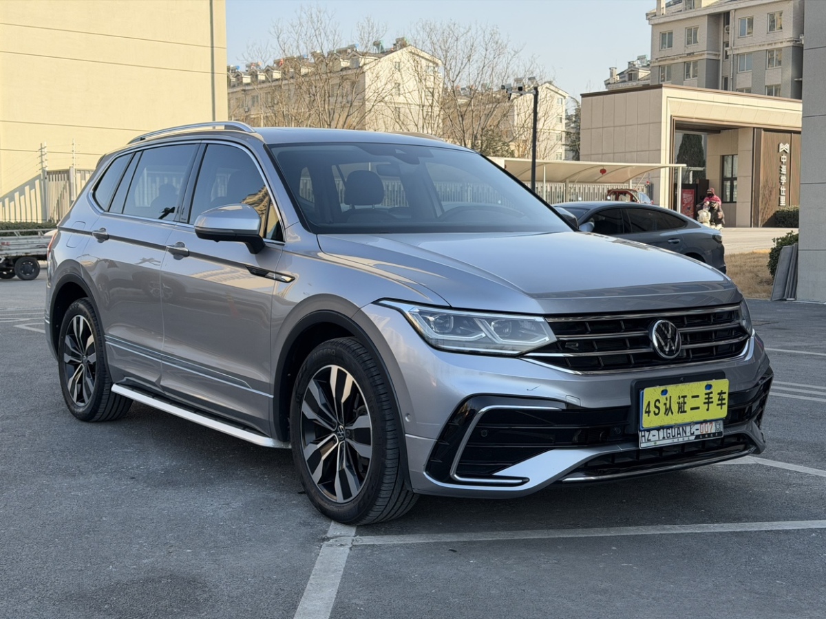 Volkswagen Tiguan L 2021 car image #3