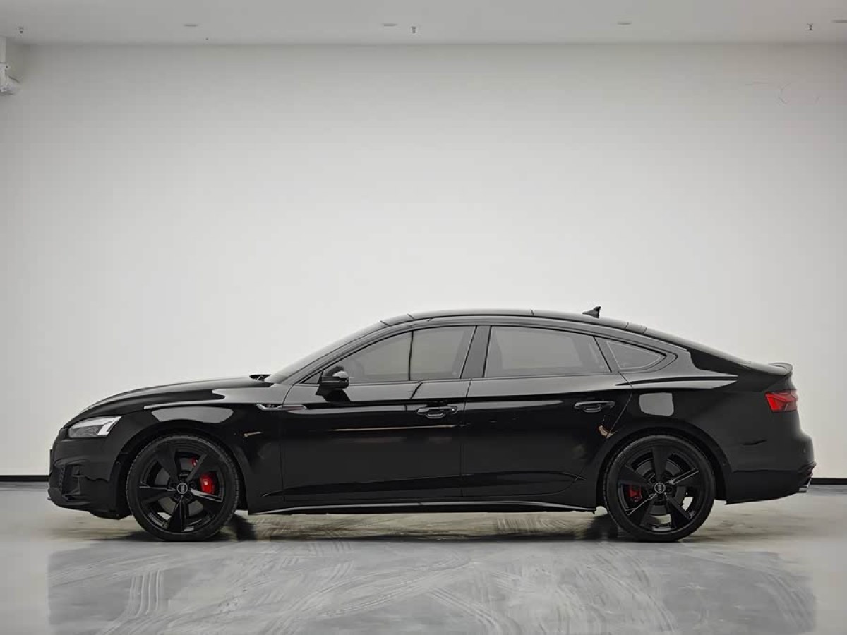 Audi S5 2024 car image #3