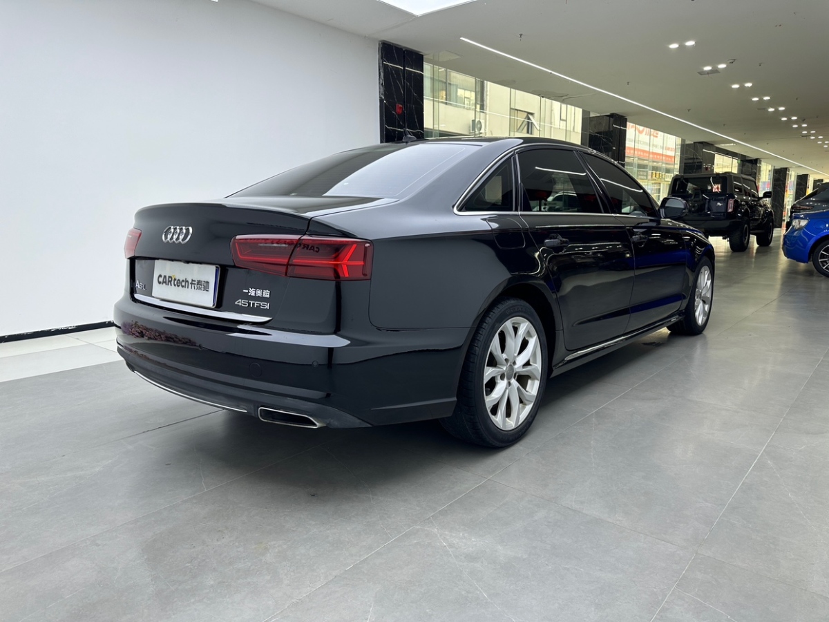 Audi 2018 #3 Audi 2018 car image #3