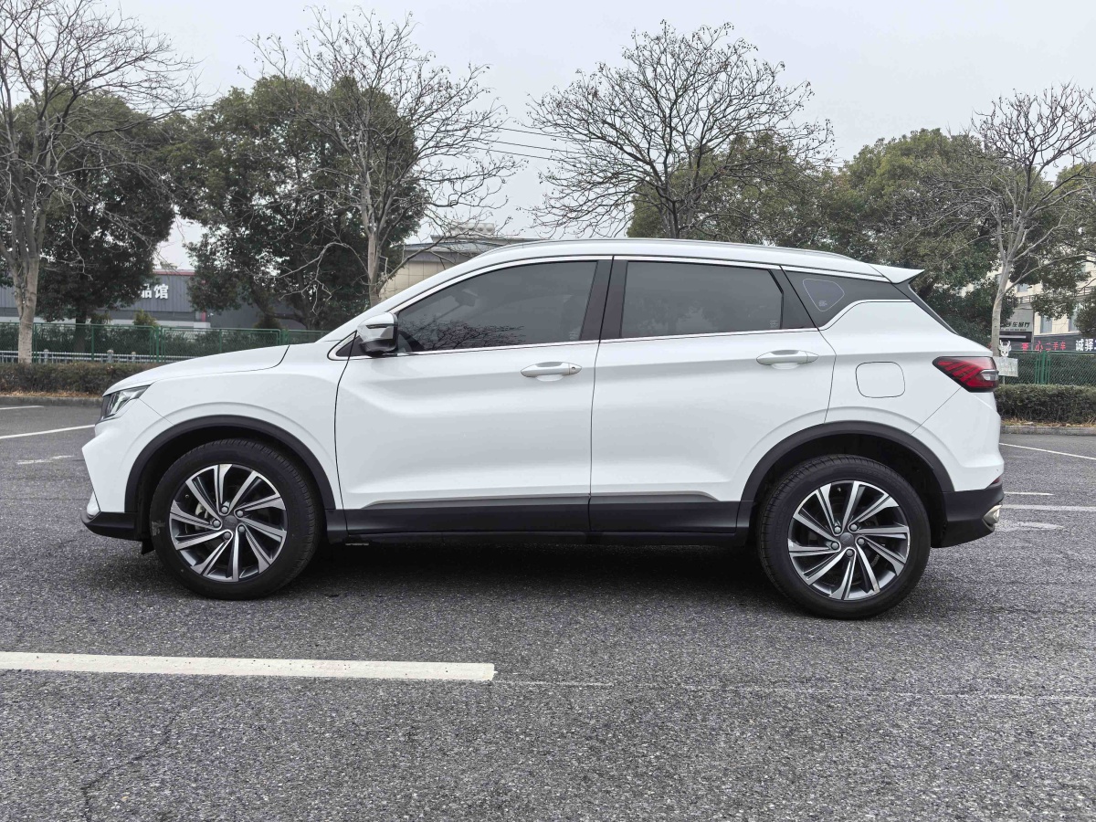 GEELY Coolray 2019 car image #3