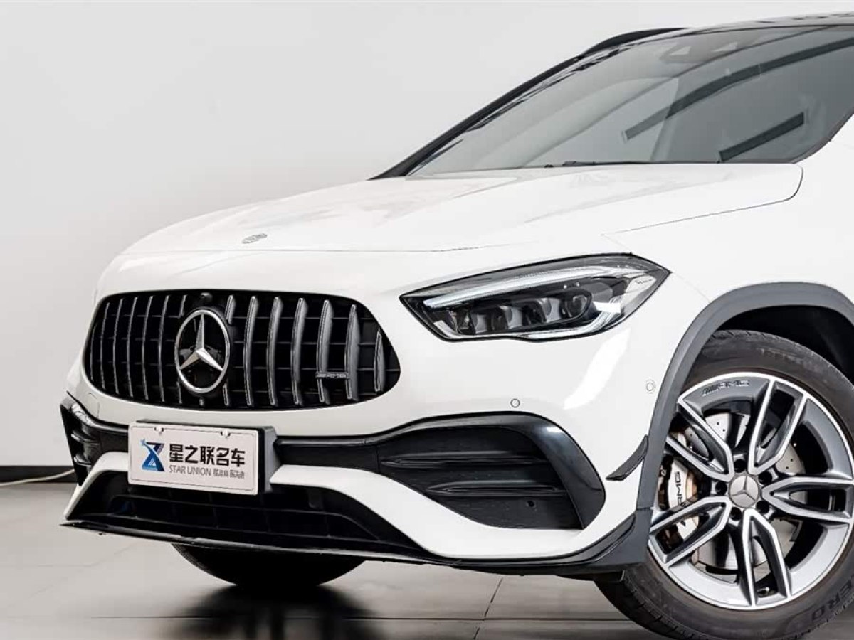 Mercedes-Benz GLA AMG 2023 car image #3