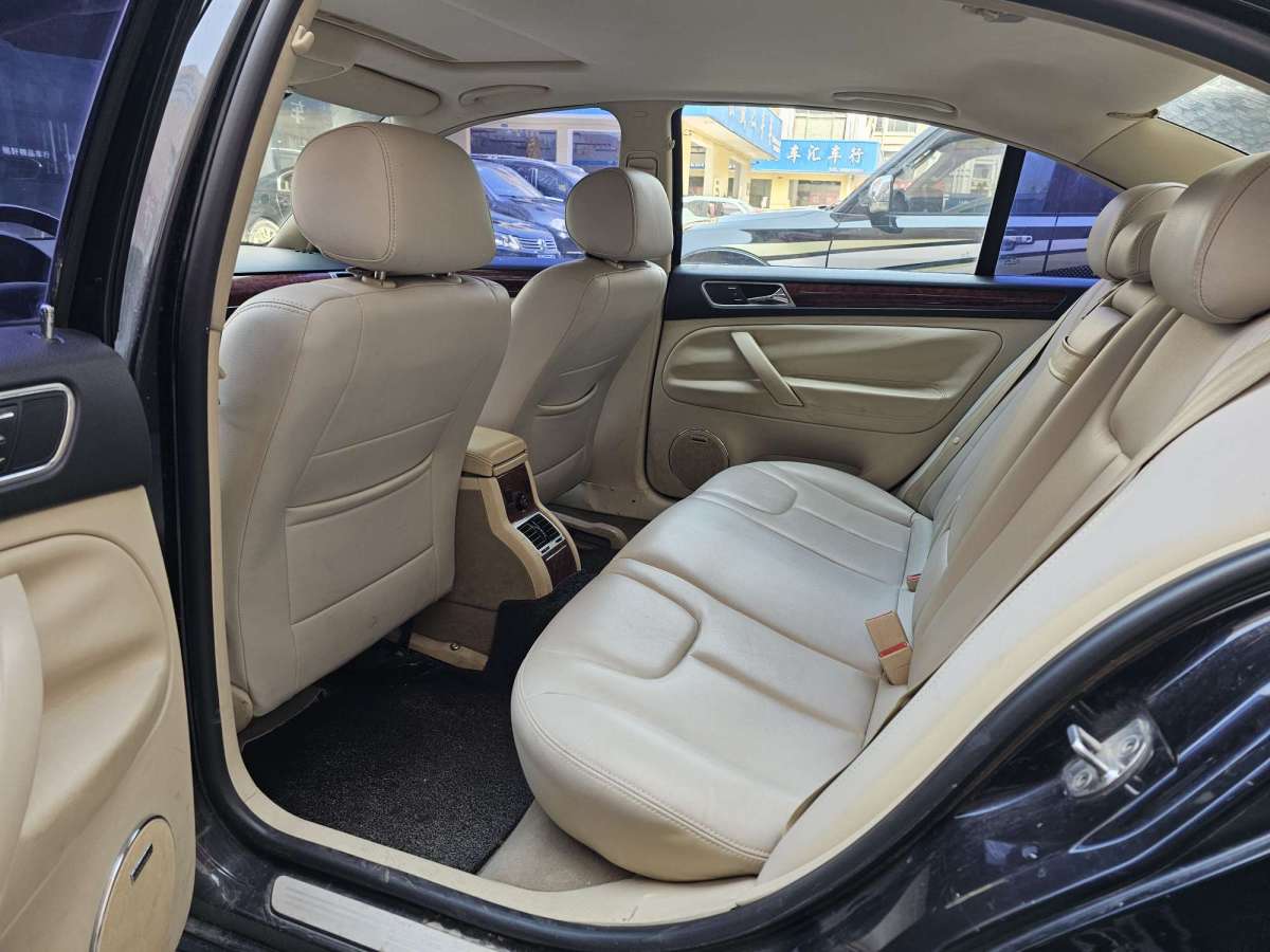 Volkswagen Passat Lingyu 2009 #3 Volkswagen Passat Lingyu 2009 car image #3