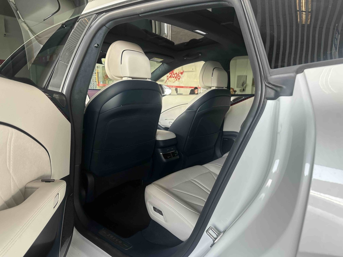 Zeekr 007 2023 صورة سيارة #3