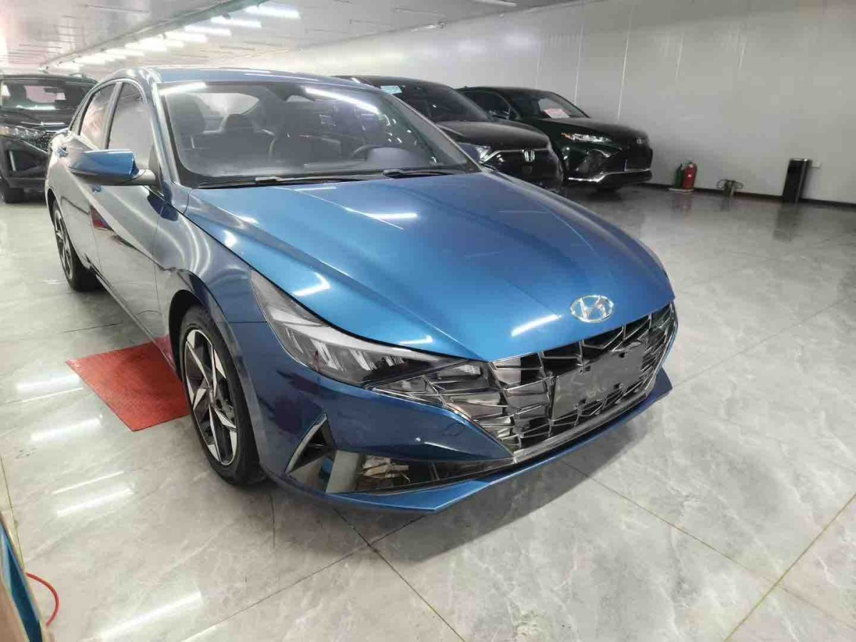 Hyundai Elantra 2022 car image #3
