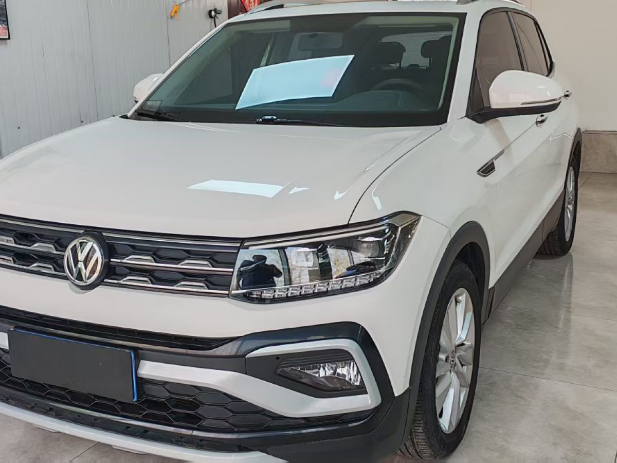 Volkswagen T-Cross 2019 car image #3