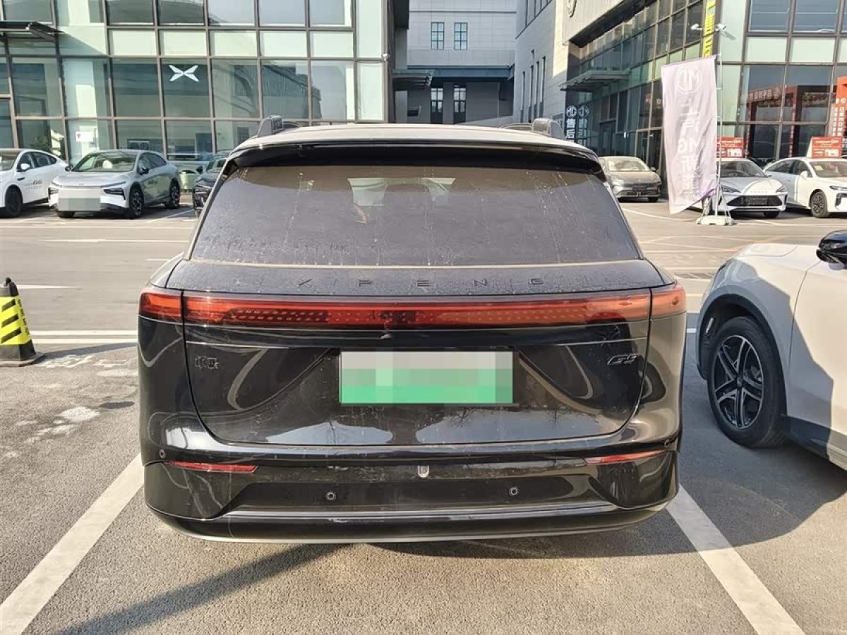 Xpeng G9 2025 #3 Xpeng G9 2025 car image #3