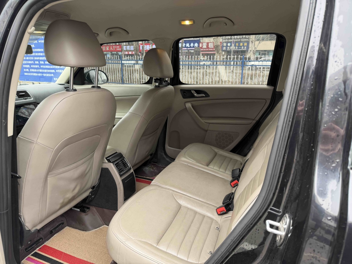 Skoda Yeti 2016 car image #3