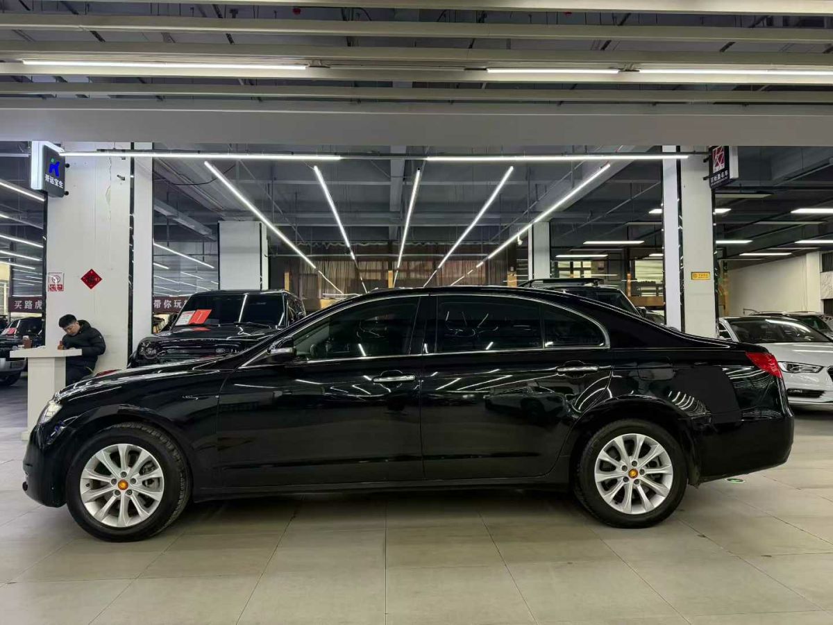 HongQi 2015 #3 HongQi 2015 car image #3