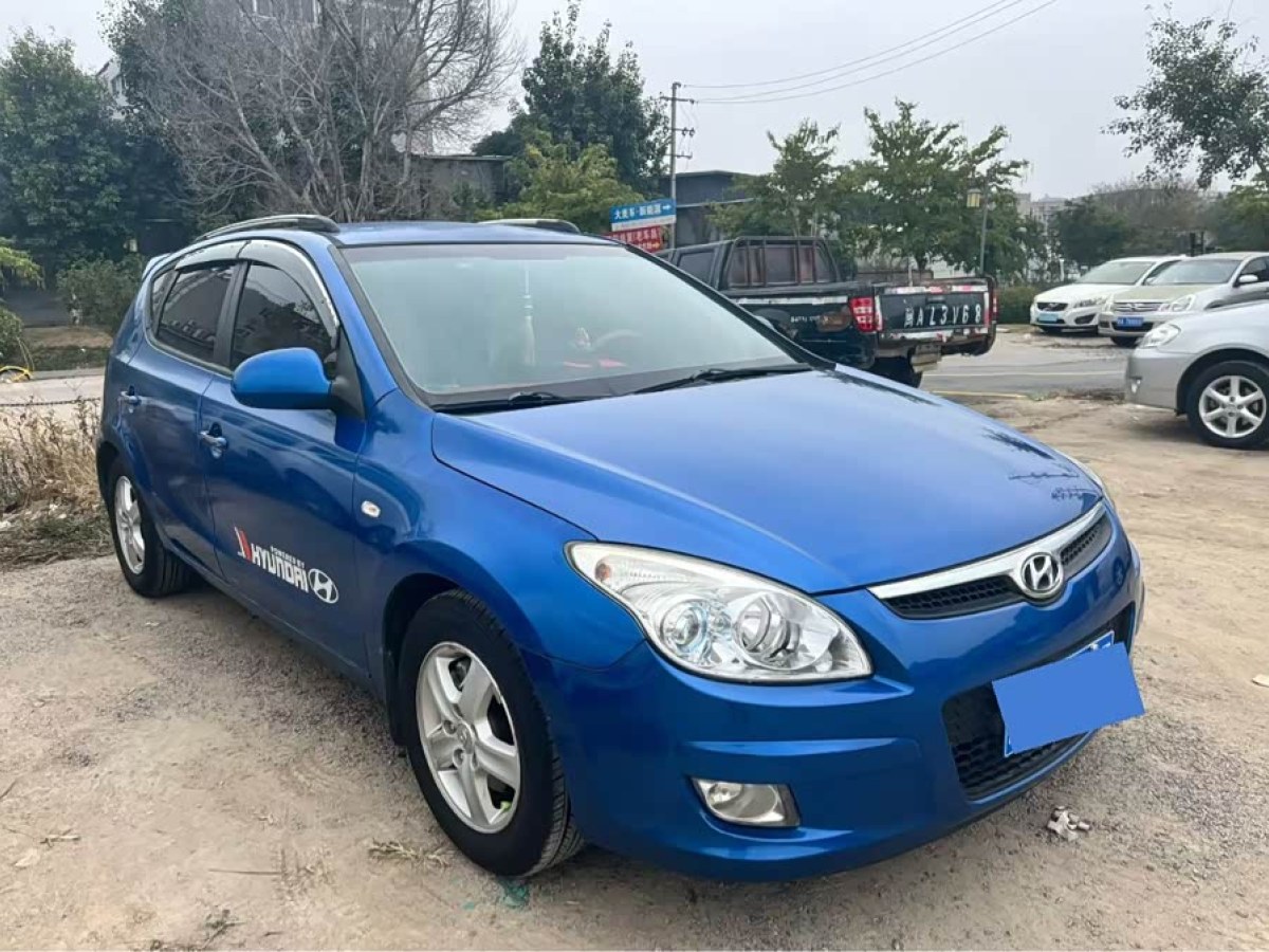 Hyundai i30 2011 #3 Hyundai i30 2011 car image #3