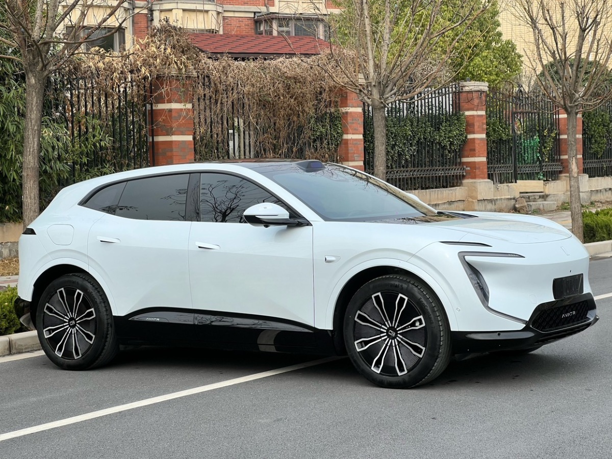 Avatr 07 2025 car image #3