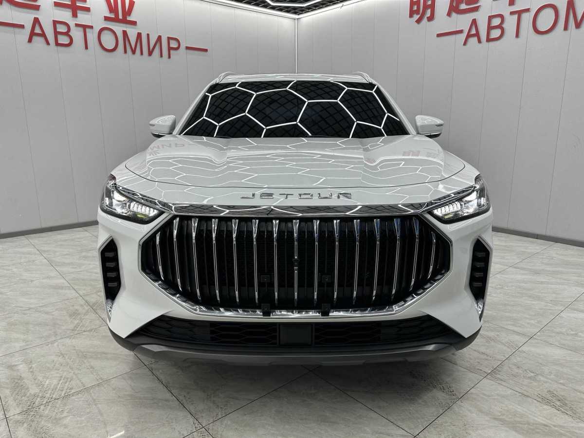 Jetour X70 PLUS 2023 car image #3