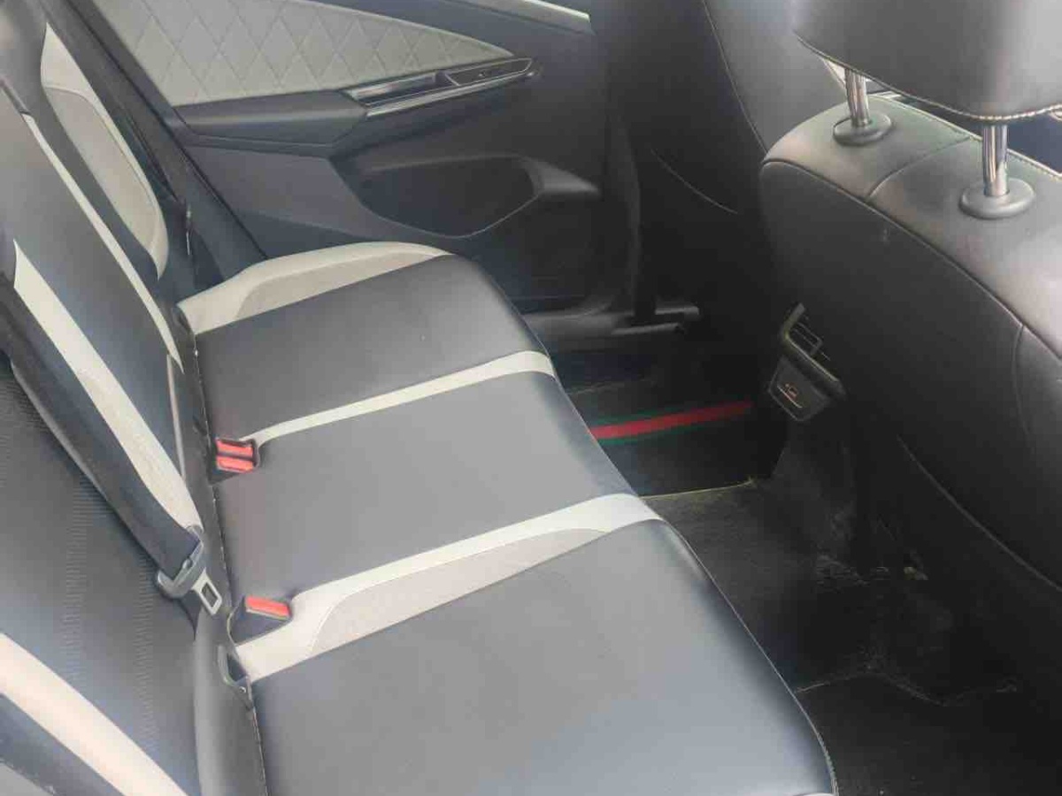 Jetta VS7 2022 car image #3