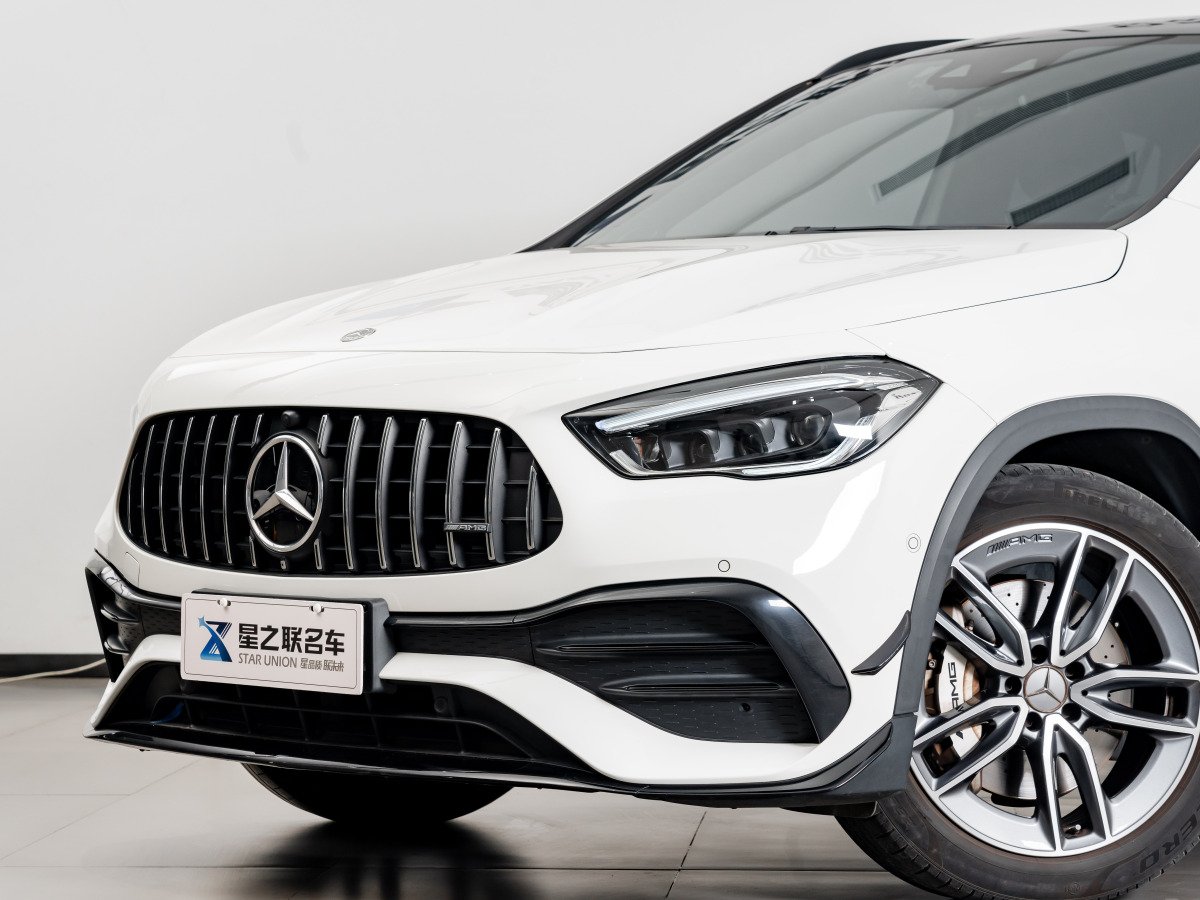 Mercedes-Benz GLA AMG 2023 car image #3