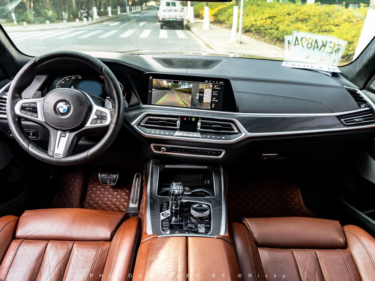 BMW X7 2020 immagine di auto #3