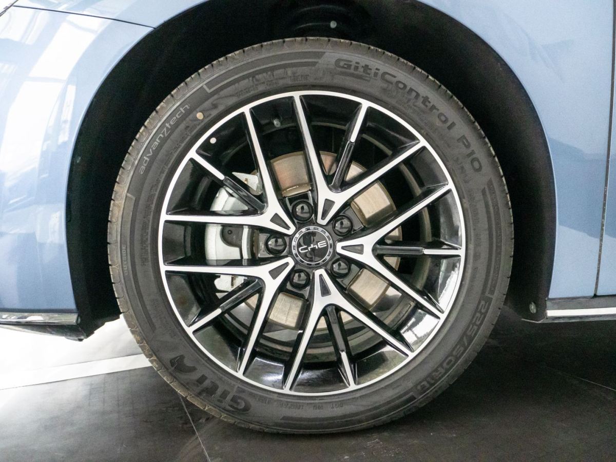 BYD Seal 07 DM-i 2024 صورة سيارة #3