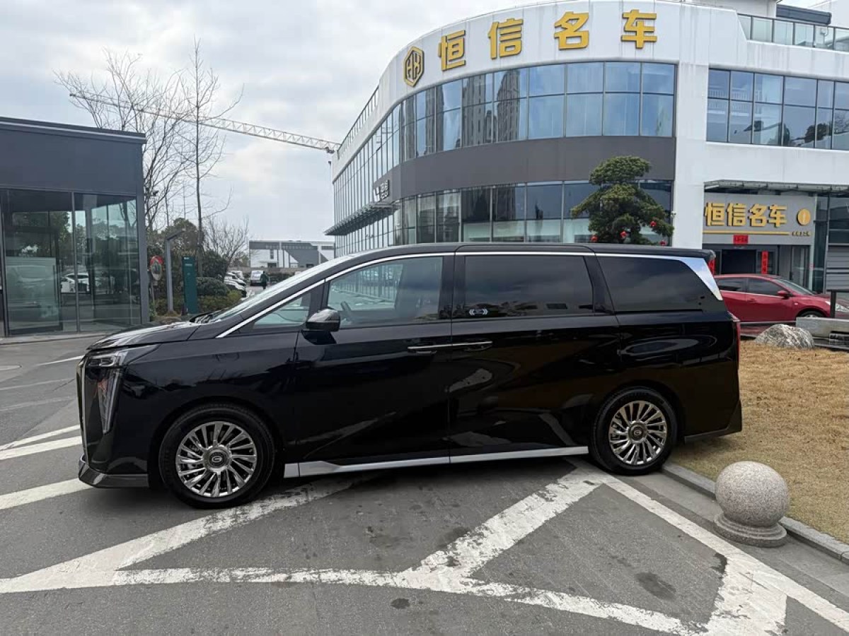 广汽传祺 传祺M8 2025 汽车图片 #3