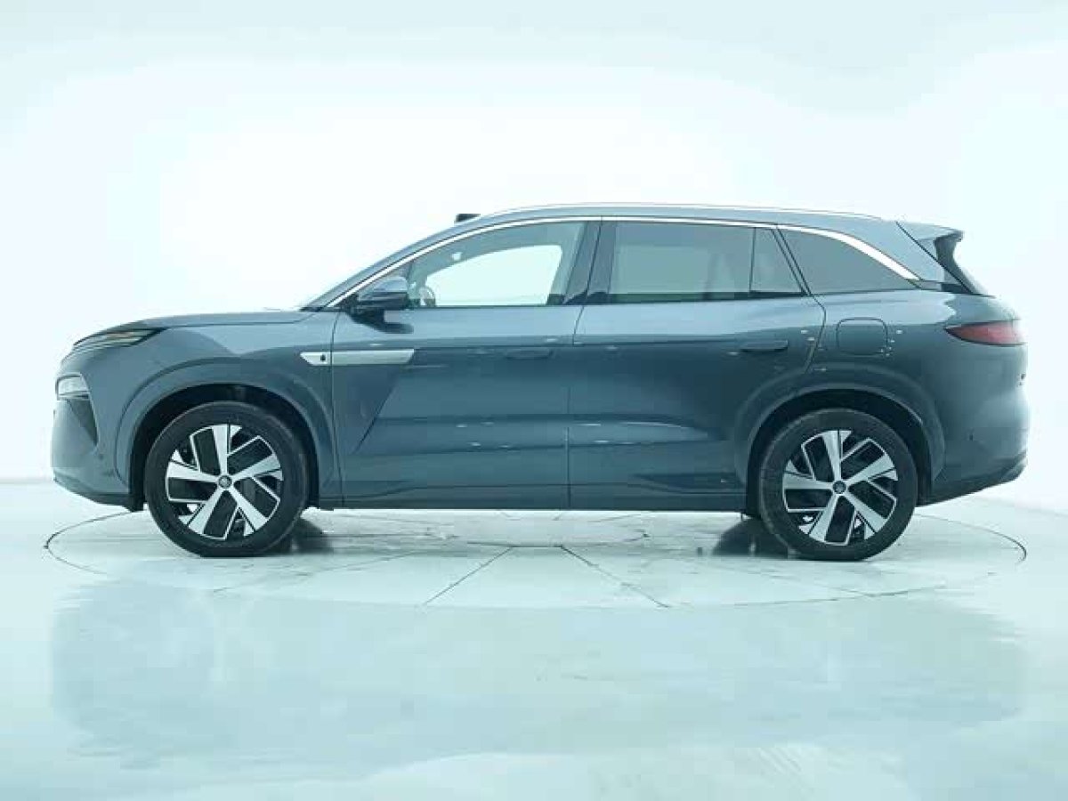 BYD Tang L 2025 immagine di auto #3