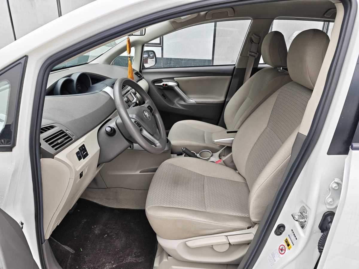 Toyota Verso 2016 immagine di auto #3