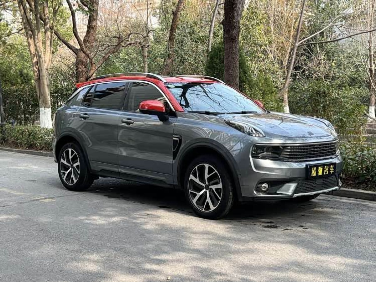 Lynk & Co 01 EM-P 2018 car image #3