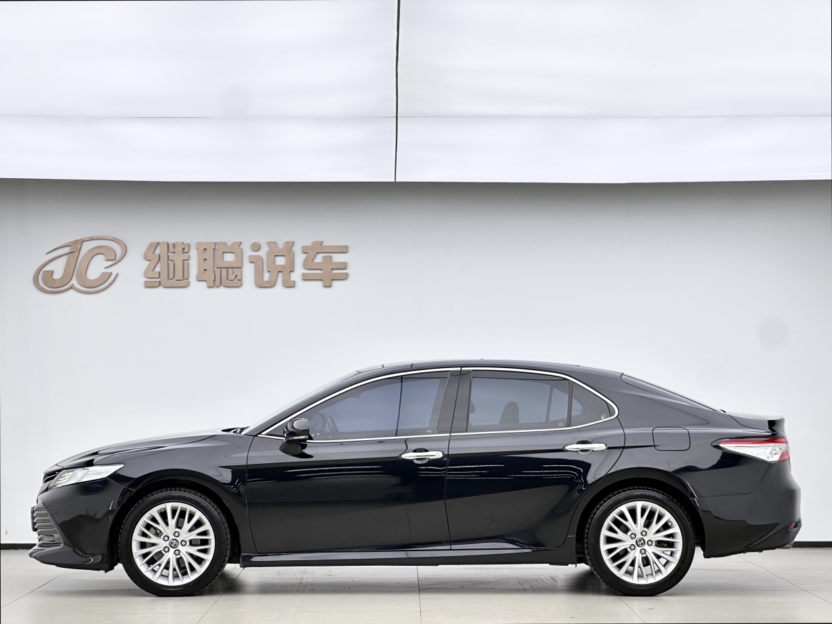 Toyota Camry 2020 #3 Toyota Camry 2020 car image #3