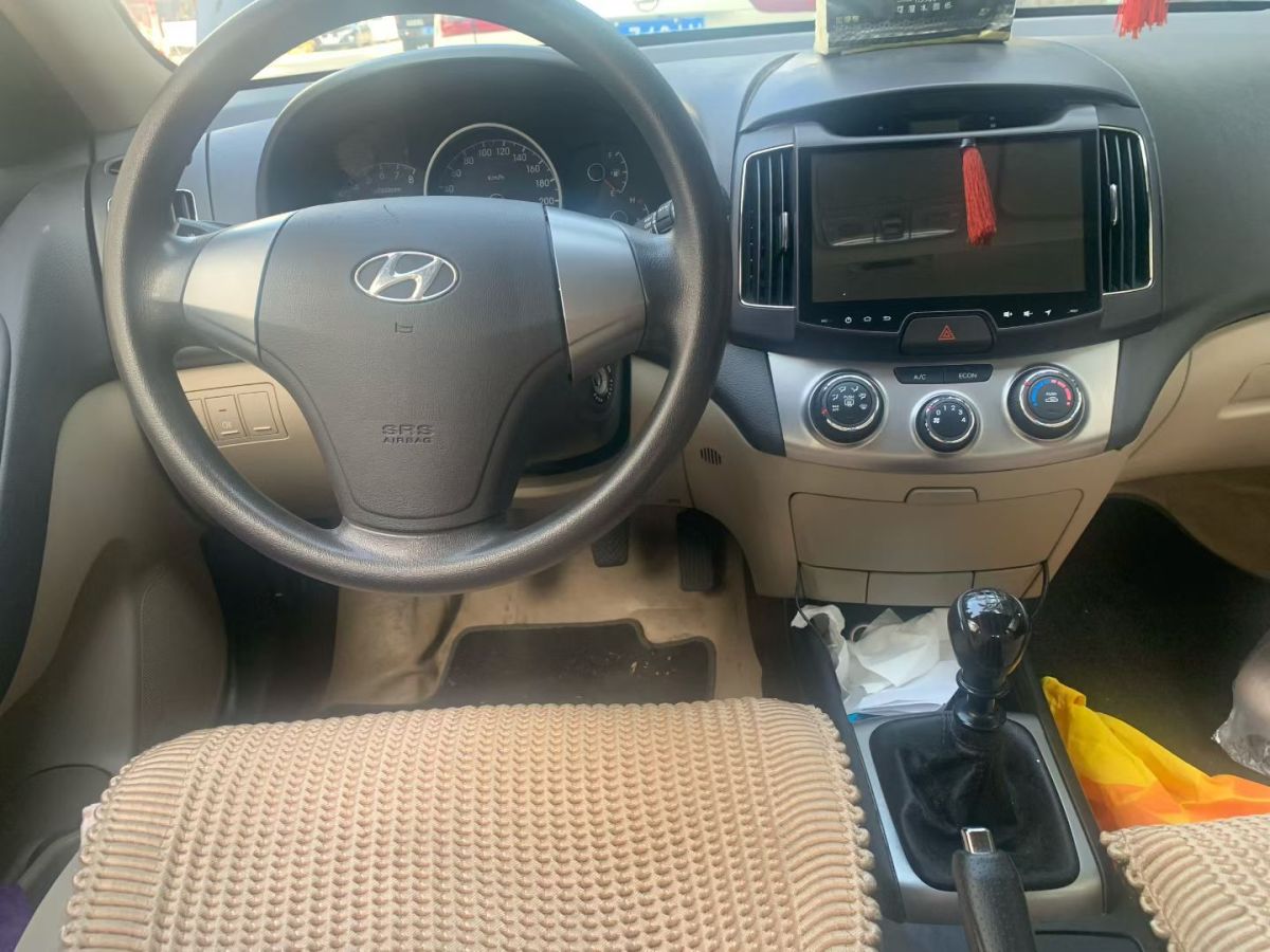 Hyundai Elantra HD 2014 car image #3