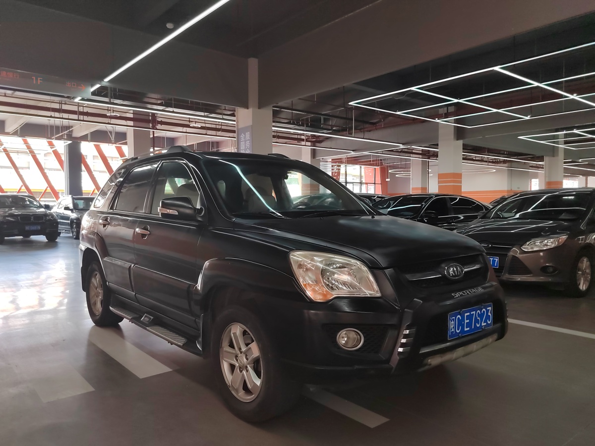 Kia Sportage 2010 immagine di auto #3