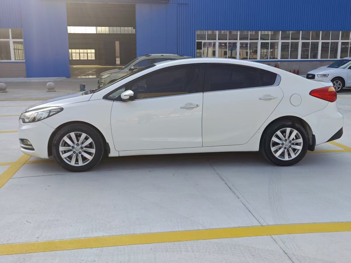 Kia K3 2014 изображение автомобиля #3