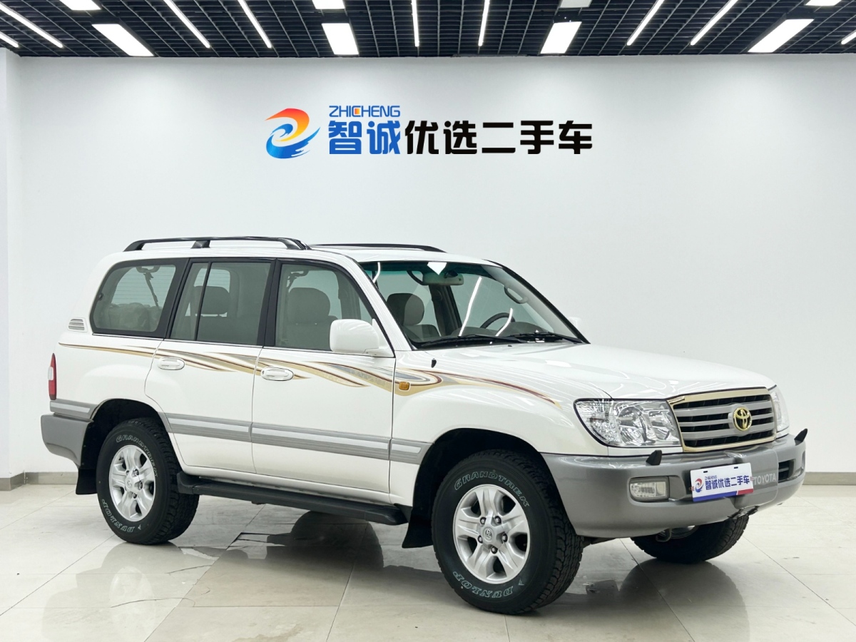 Toyota Land Cruiser 2005 immagine di auto #3