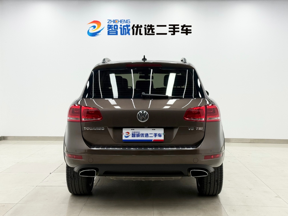 Volkswagen Touareg 2015 car image #3