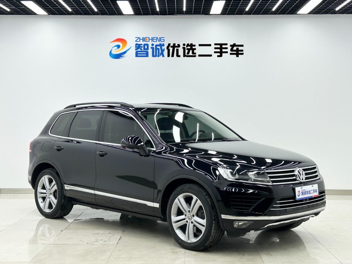 Volkswagen Touareg 2017 immagine di auto #3