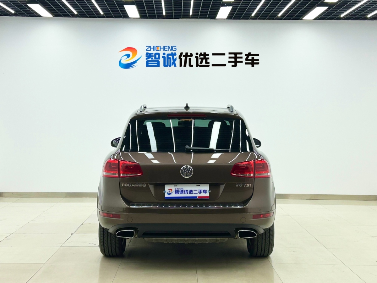 Volkswagen Touareg 2014 car image #3