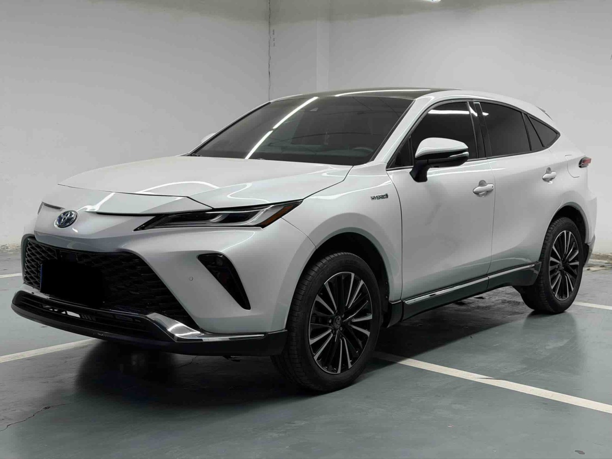 Toyota Venza 2023 car image #3