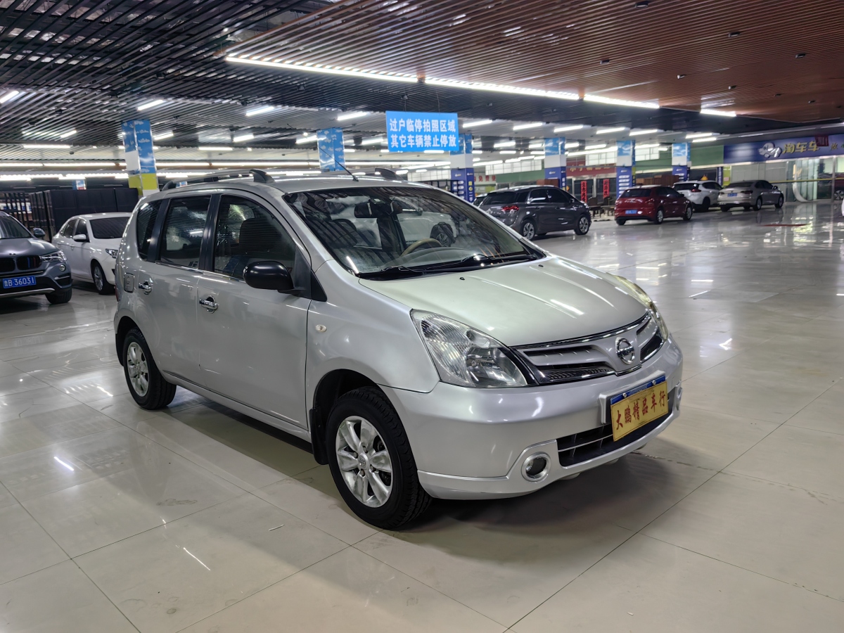 日产 骊威 2012 汽车图片 #3