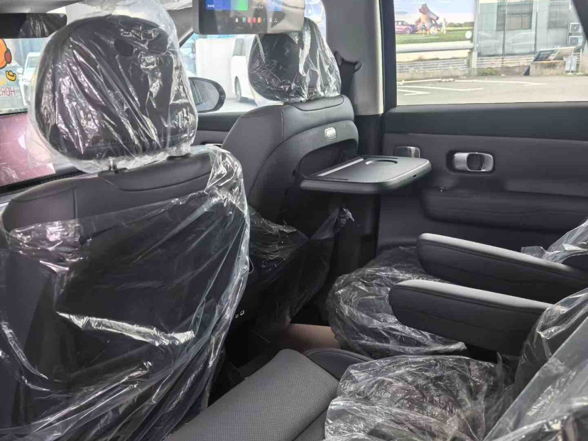 零跑汽车 零跑C16 2025 汽车图片 #3