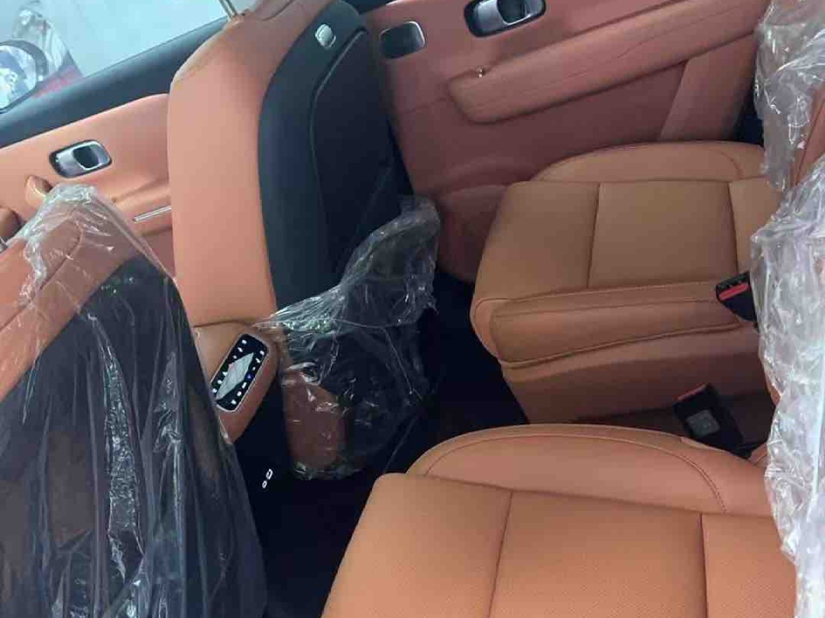 零跑汽车 零跑C16 2025 汽车图片 #3