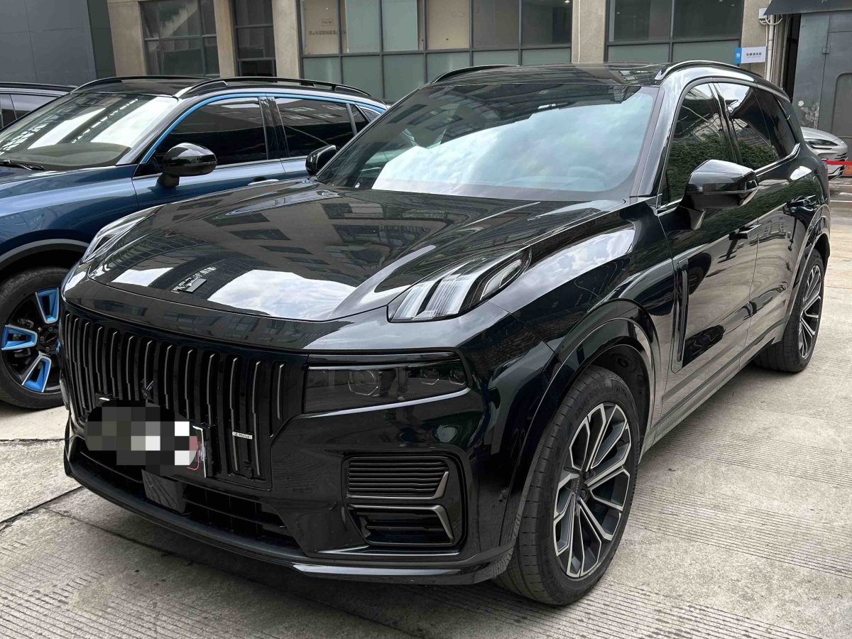 Lynk & Co 09 EM-P 2025 car image #3