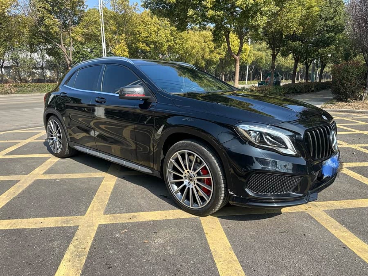 Mercedes-Benz GLA AMG 2015 car image #3