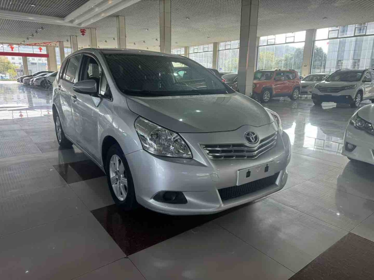 Toyota Verso 2014 car image #3