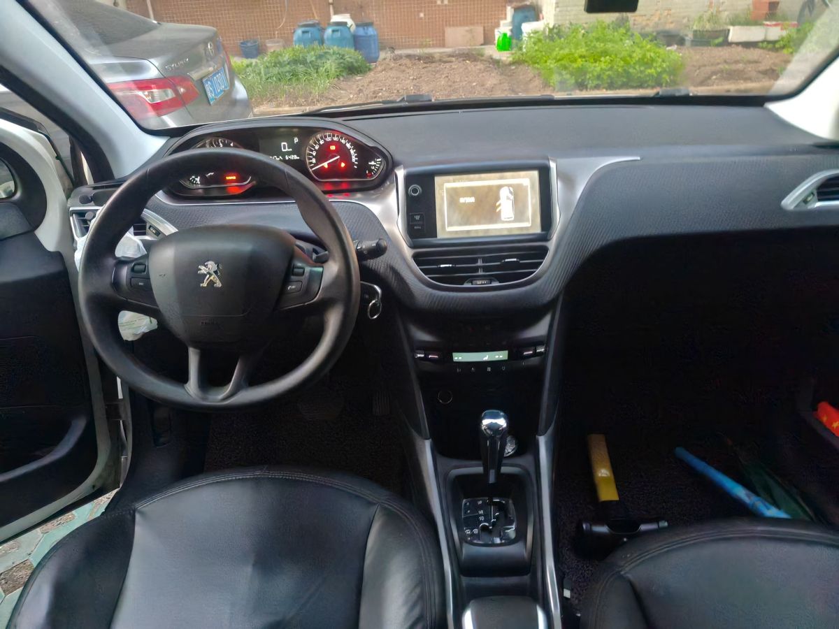 标致 标致2008 2015 汽车图片 #3