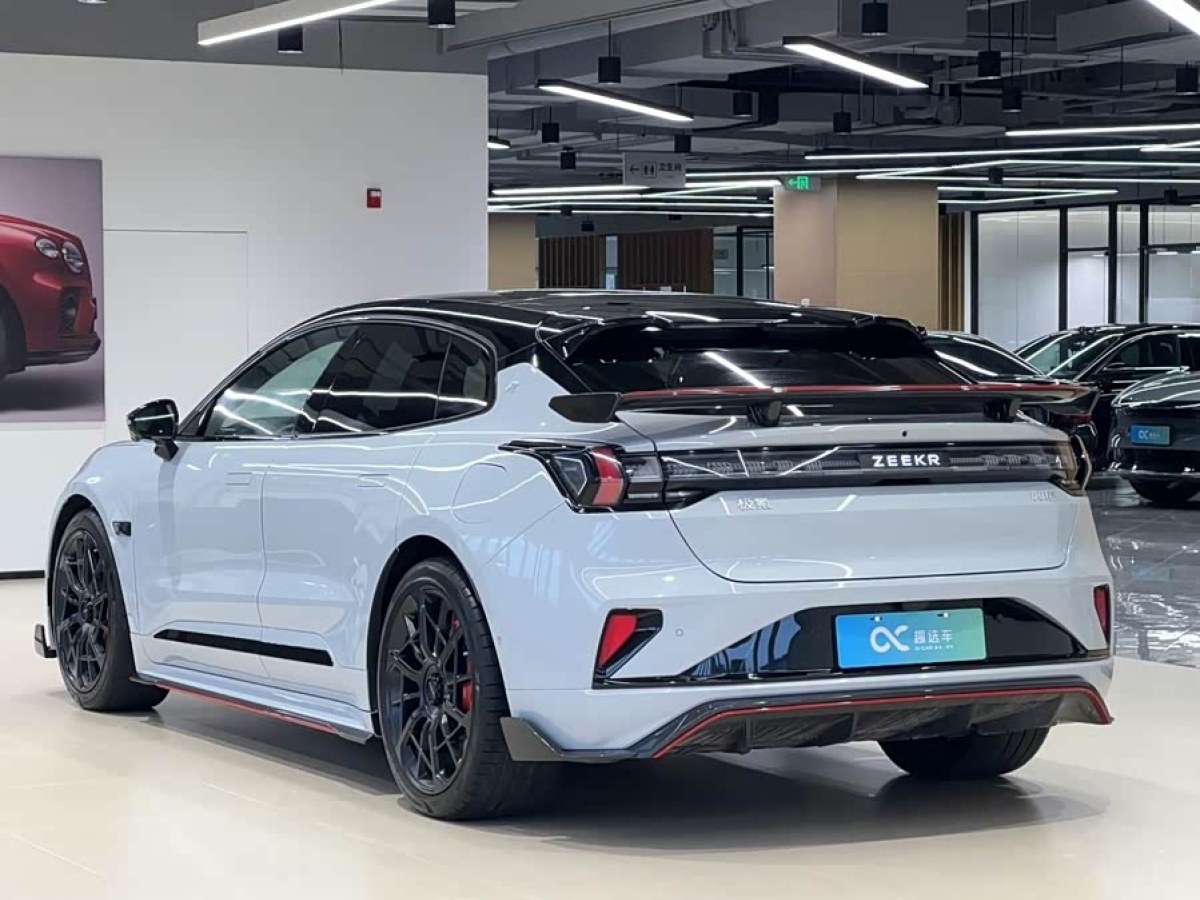 极氪 极氪001 FR 2024 汽车图片 #3