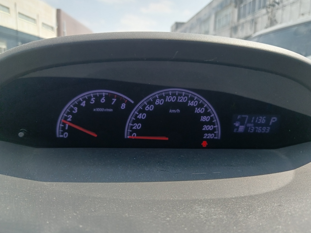 Toyota Yaris 2013 car image #3