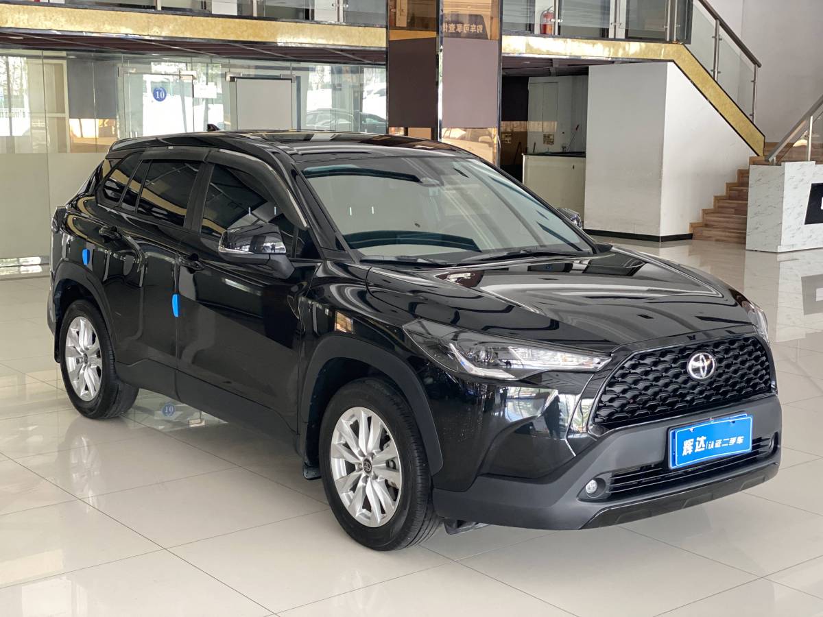 Toyota Corolla Cross 2023 immagine di auto #3