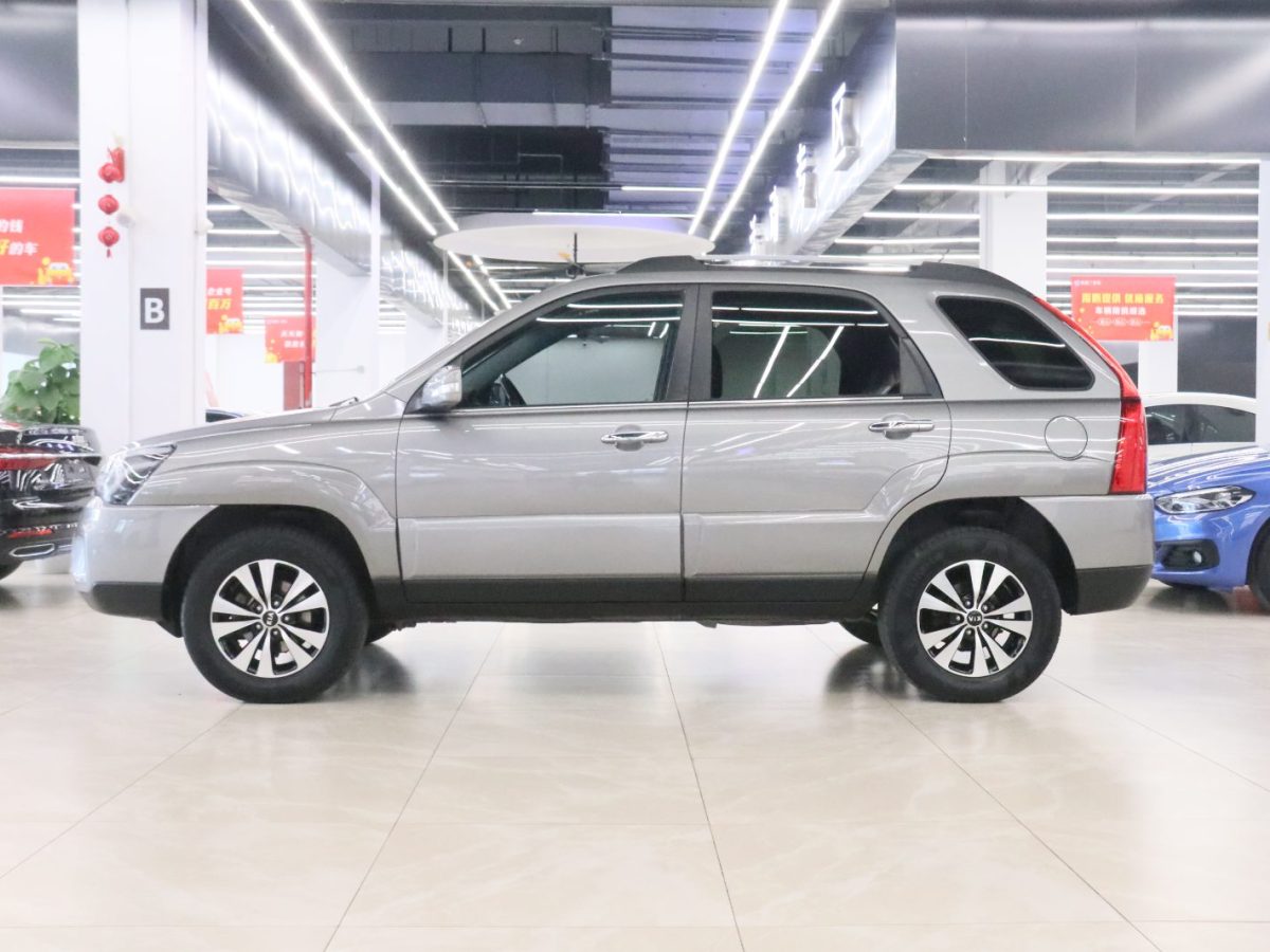 起亚 狮跑 2016 汽车图片 #3